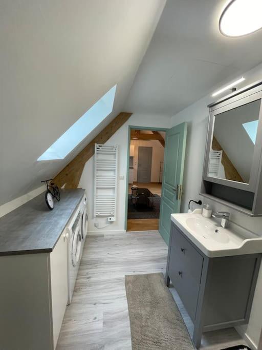 A 5 Min Du Parc Asterix Apartment Plailly